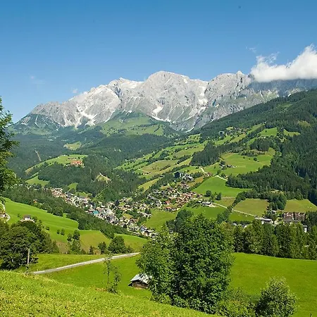 Lausbuam 2 Lägenhet